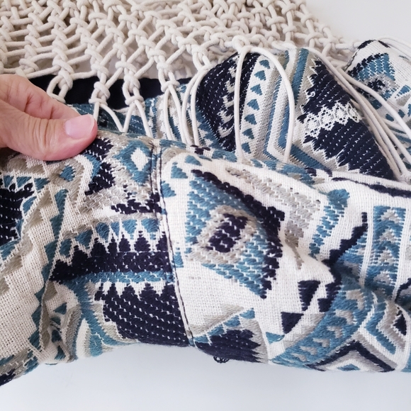 A & B America and Beyond Bohemian Fringe Shoulder Bag - Picture 5 of 14